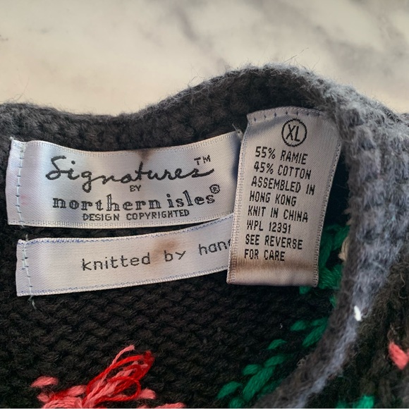 VTG 90s Bundle: XL Hand Knitted Sweaters - Picture 5 of 11